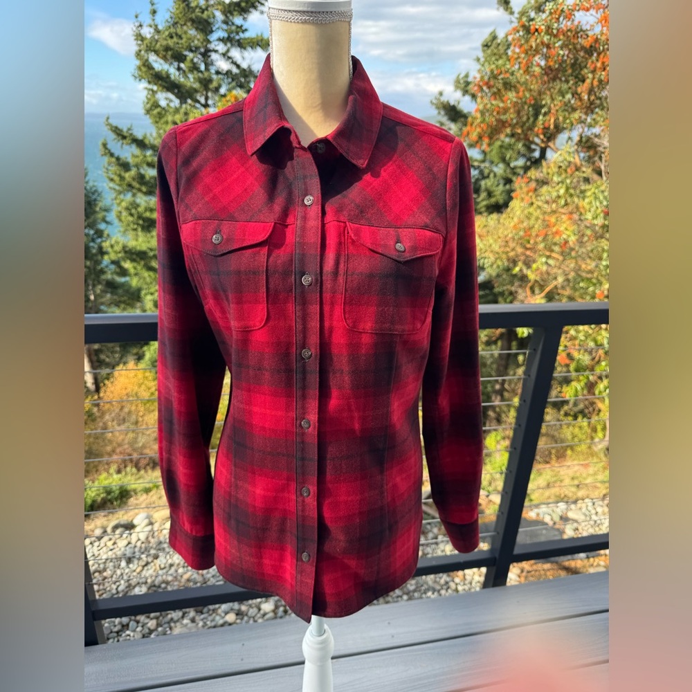 Pendleton Red Plaid Wool Button Down Women’s Shirt, Sz M